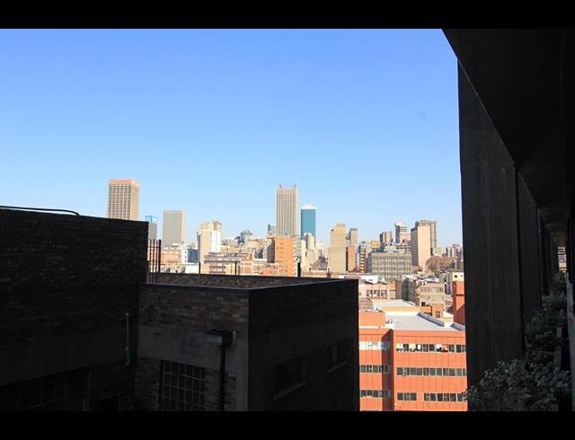 0.5 BEDROOM APARTMENT FOR SALE IN MABONENG